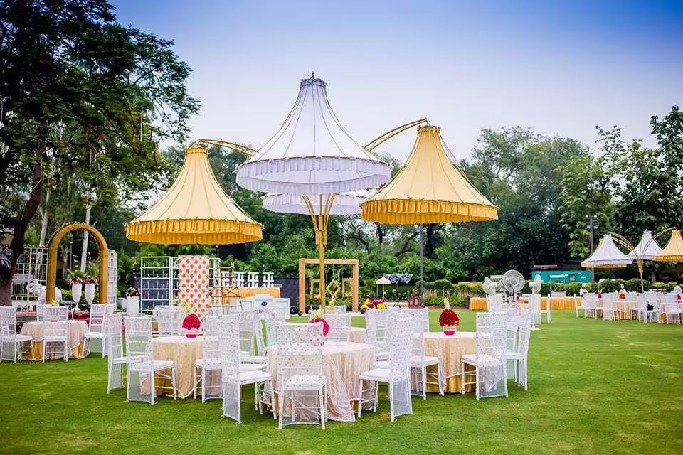 Amarai Farms, Kapashera, Delhi